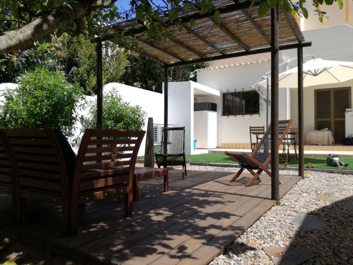 Sensations Guesthouse Lagos Extérieur photo
