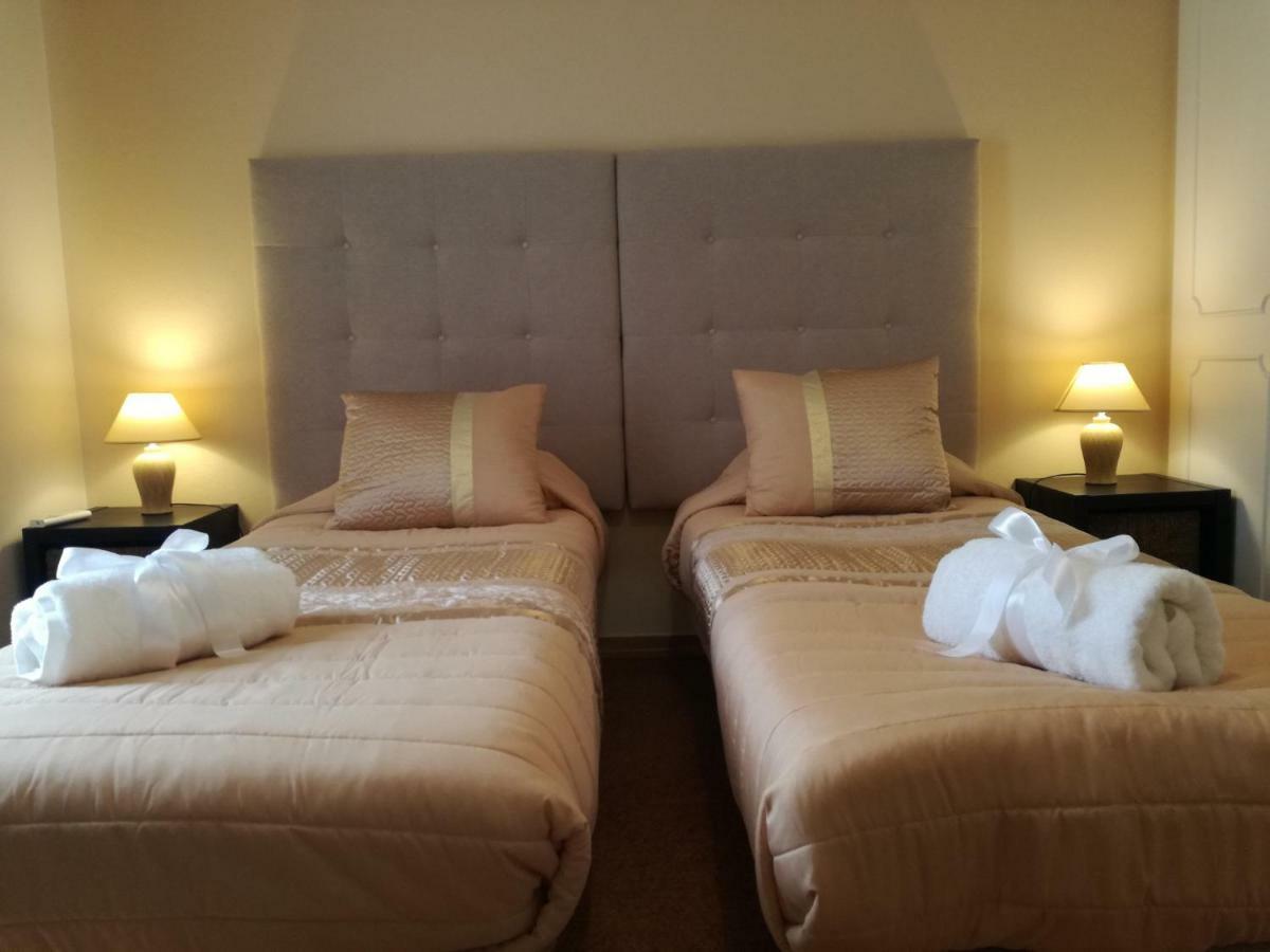 Sensations Guesthouse Lagos Extérieur photo